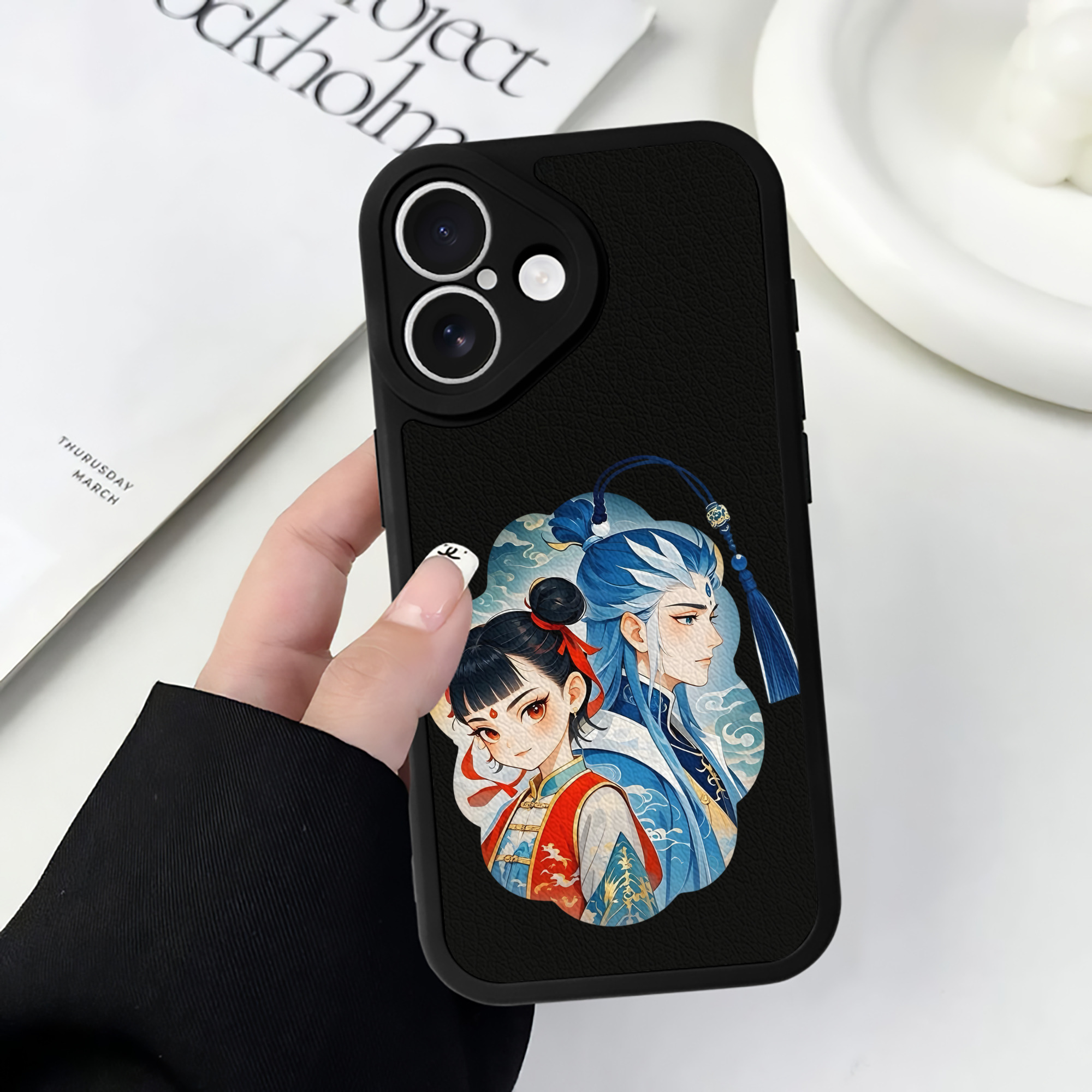 （画像用） Ne Zha 2 ナタ 魔童の大暴れ 【iPhone 16シリーズ対応】シリコンスマホケース（レザー調） 材質：シリコン